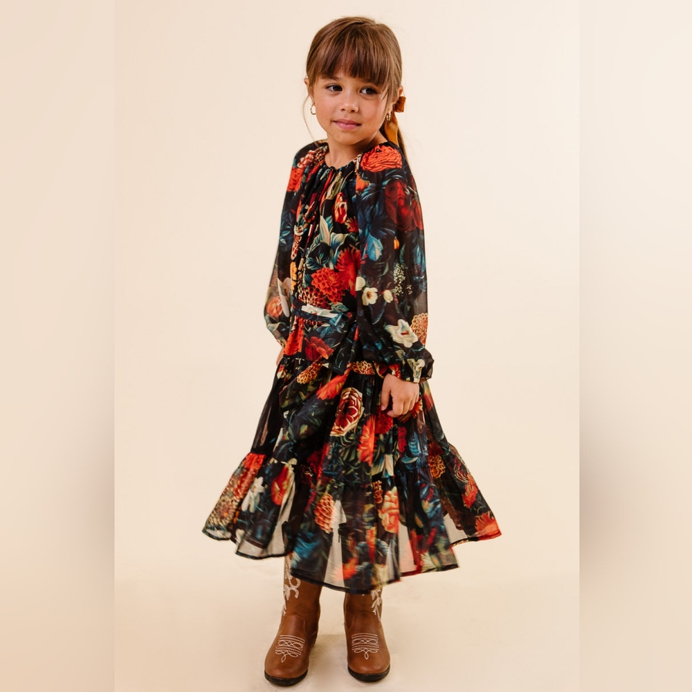 Girls' mini Imogen dress in moody floral ivy City size 4 5